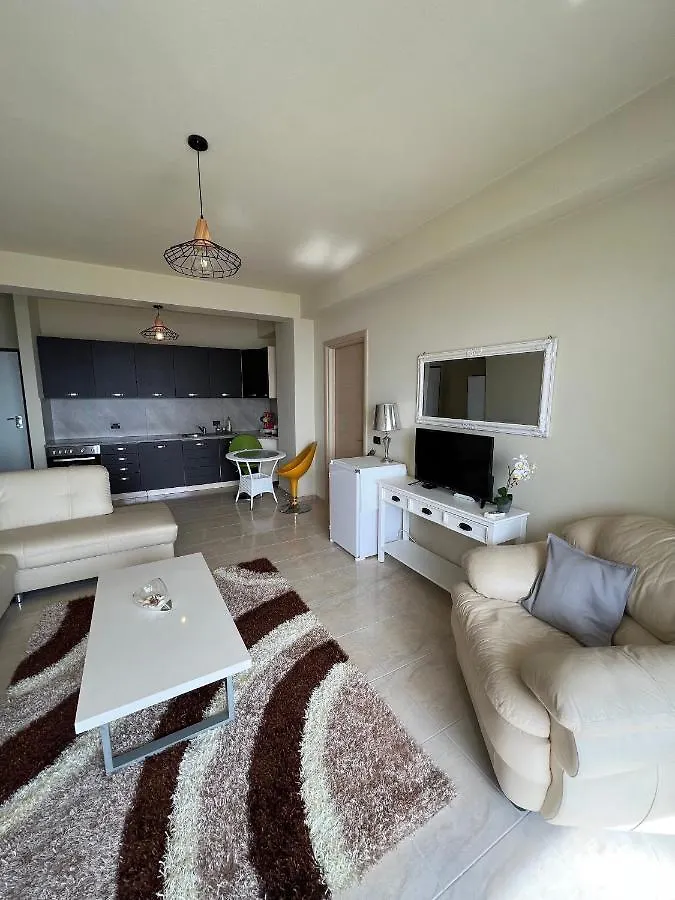 Sea View Beach Apartment Durres 0*,